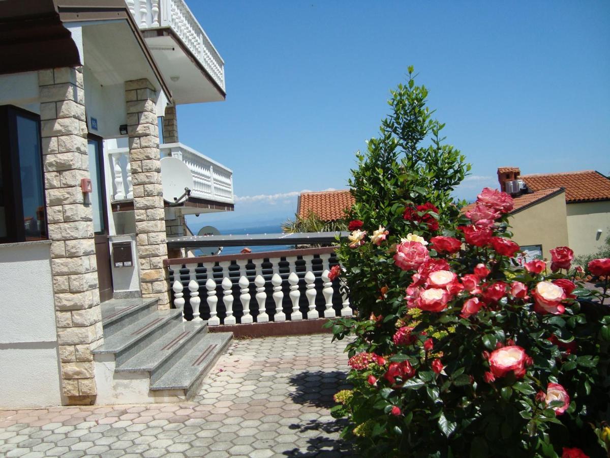Apartman Carmen Црвени-Врх Экстерьер фото