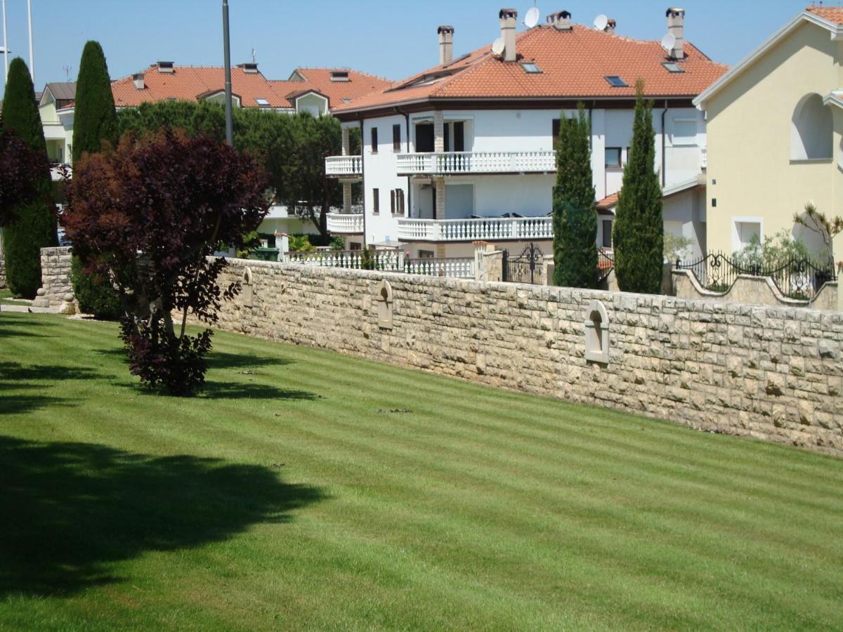 Apartman Carmen Црвени-Врх Экстерьер фото